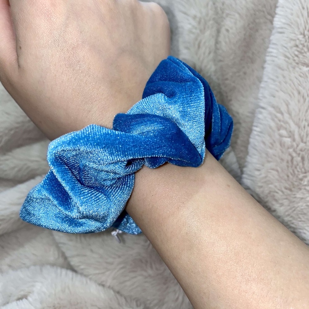 Zipper scrunchie - Picture 3 of 3